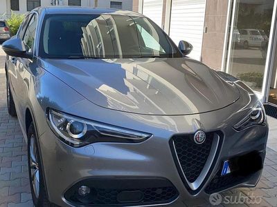 Usata Alfa Romeo Stelvio Executive 210 CV (154 kW) 2018 Grigio SUV
