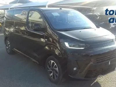 Nuova Fiat E-Ulysse 132 kW (180 CV) 2026 Nero Monovolume