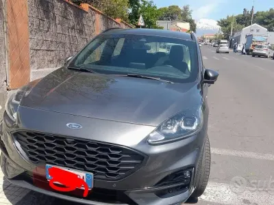 Occasion Ford Kuga 150 ch (110 kW) 2022 Gris SUV