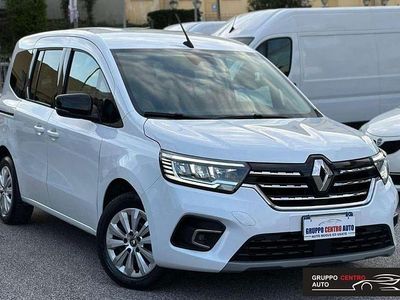 Usata Renault Kangoo 95 CV (69 kW) 2022 Bianco Monovolume