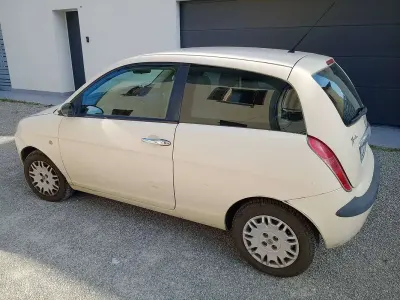 Usata Lancia Ypsilon