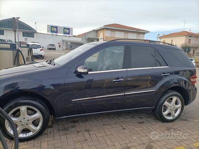 Mercedes ML320