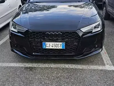 Usata Audi A4 150 CV (110 kW) 2018 Nero Station wagon