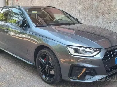 Usata Audi A4 S-Line 180 CV (132 kW) 2021 Grigio Station wagon