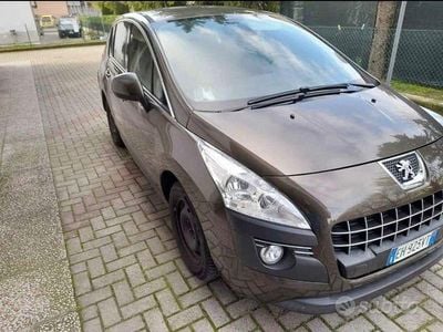 Usata Peugeot 3008 115 CV (84 kW) 2010 Marrone Station wagon