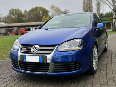 Usata VW Golf V R 250 CV (183 kW) 2007 Blu/azzurro Berlina