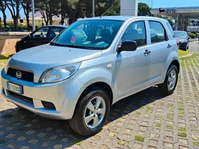 Usata Daihatsu Terios 86 CV (63 kW) 2008 Argento SUV
