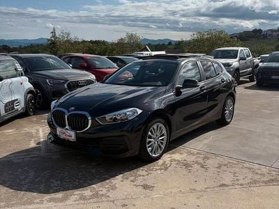 Begagnad BMW 118 Advantage 150 HK (110 kW) 2023 Other Halvkombi