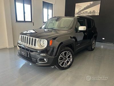 Usata Jeep Renegade Limited 140 CV (102 kW) 2015 Nero SUV