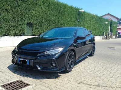 Usata Honda Civic Sport Plus 182 CV (133 kW) 2020 Nero Berlina