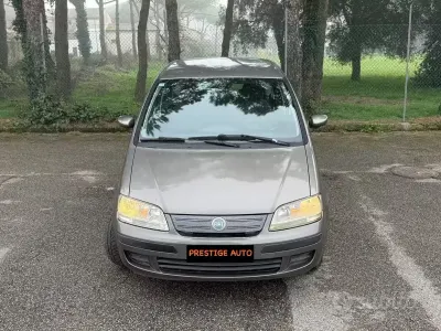 Usata Fiat Idea 77 CV (56 kW) 2007 Grigio Monovolume