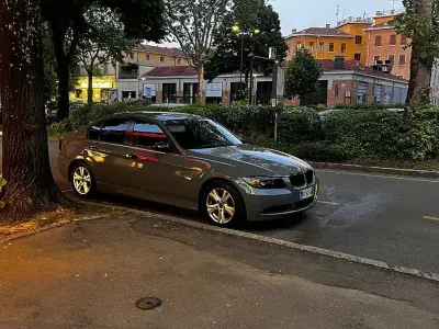 Usata BMW 320 177 CV (130 kW) 2008 Grigio Berlina