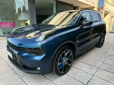 Usata Lynk & Co 01 179 CV (131 kW) 2023 Blu/azzurro SUV