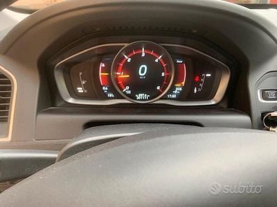 Usata Volvo XC60 150 CV (110 kW) 2016 Grigio SUV