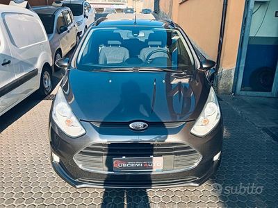 Usata Ford B-MAX Business Edition 95 CV (69 kW) 2016 Grigio Monovolume