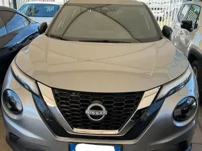 Usata Nissan Juke N-Connecta 114 CV (83 kW) 2025 Grigio SUV