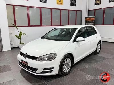 Usata VW Golf VII 105 CV (77 kW) 2015 Bianco Berlina