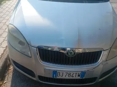 Usata Skoda Fabia 69 CV (50 kW) 2007 Grigio Berlina