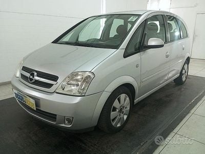 Occasion Opel Meriva Club 90 ch (66 kW) 2004 Gris Monospace