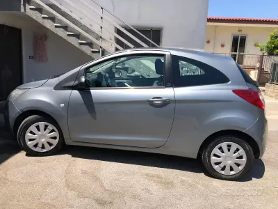 Usata Ford Ka Plus 69 CV (50 kW) 2013 Grigio Utilitaria