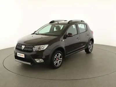 Usata Dacia Sandero Stepway 90 CV (66 kW) 2019 Nero Utilitaria