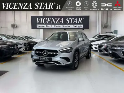 Usata Mercedes GLA200 Advanced 150 CV (110 kW) 2025 Argento SUV