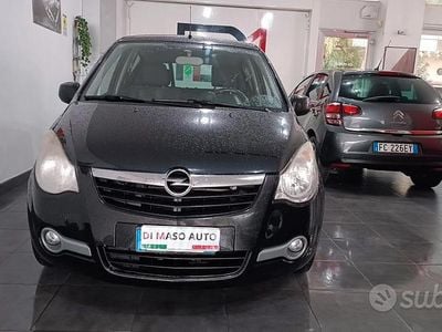 Usata Opel Agila Enjoy 94 CV (69 kW) 2011 Nero Utilitaria