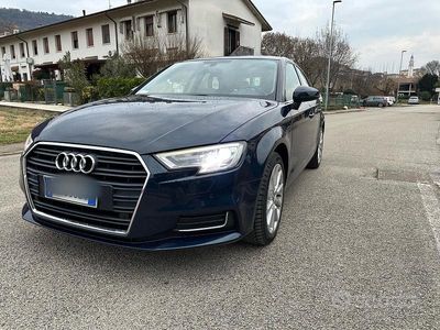 Usata Audi A3 Design 116 CV (85 kW) 2017 Blu Berlina