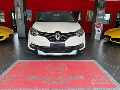 Occasion Renault Captur Intens 110 PK (80 kW) 2018 Beige SUV