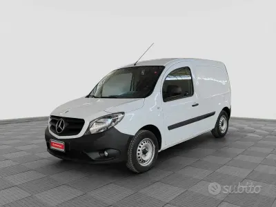 Begagnad Mercedes Citan 111 110 HK (80 kW) 2019 Vit Sedan
