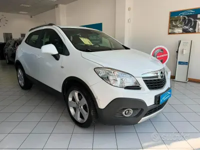 Usata Opel Mokka 131 CV (96 kW) 2013 Bianco SUV