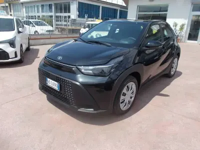 Nuova Toyota Aygo X 92 CV (67 kW) 2026 Black met. SUV