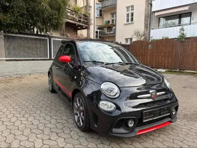 Usata Abarth 595C 145 CV (106 kW) 2018 Nero Cabrio