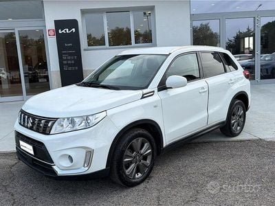 Usata Suzuki Vitara 111 CV (81 kW) 2019 Bianco SUV