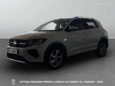Usata VW T-Cross R-line 116 CV (85 kW) 2024 1b beige mojave metallizzato SUV