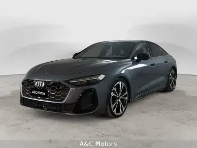 Usata Audi A5 S-Line 204 CV (150 kW) 2025 Blu horizon metallizzato Berlina