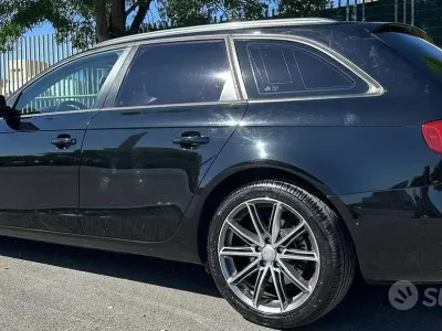 Usata Audi A4 Comfort 143 CV (105 kW) 2012 Nero Station wagon