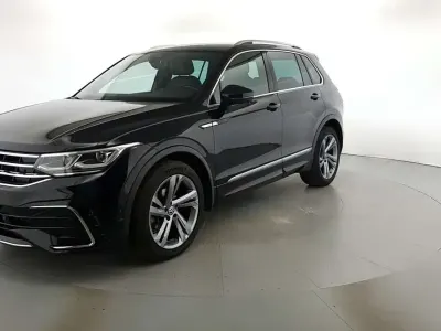 Usata VW Tiguan R-line 150 CV (110 kW) 2022 Nero deep effetto perlato SUV