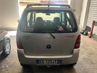 Usata Suzuki Wagon R+ 2005 Grigio Station wagon