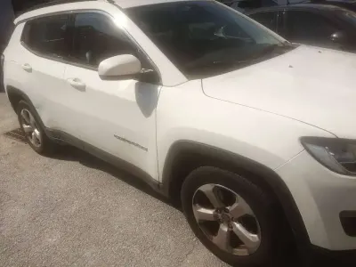Usata Jeep Compass 120 CV (88 kW) 2019 Bianco SUV