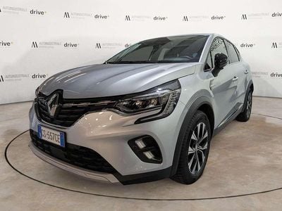 Usata Renault Captur Techno 91 CV (66 kW) 2024 Argento SUV
