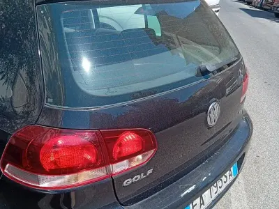 Usata VW Golf VI 102 CV (75 kW) 2010 Nero Utilitaria