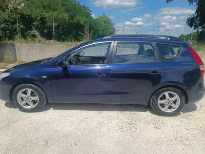 Usata Hyundai i30 115 CV (84 kW) 2010 Bluazzurro Station wagon