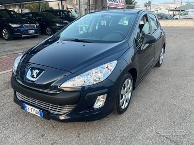 Usata Peugeot 308 111 CV (81 kW) 2010 Blu Berlina