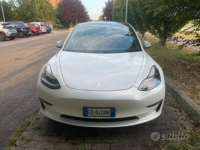 Usata Tesla Model 3 235 kW (320 CV) 2021 Bianco Berlina