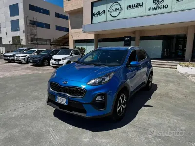 Usata Kia Sportage 126 CV (92 kW) 2021 Blu SUV