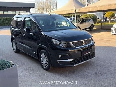 Usata Peugeot Rifter Active 131 CV (96 kW) 2019 Nero Monovolume