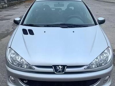Usata Peugeot 206 75 CV (55 kW) 2005 Grigio Berlina