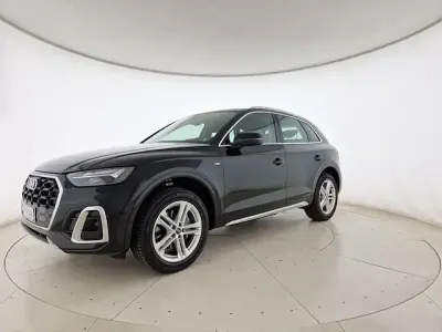 Usata Audi Q5 S-Line 204 CV (150 kW) 2022 Nero mito metallizzato SUV