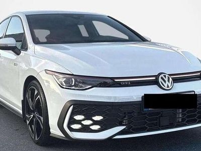 Usata VW Golf VIII GTI 265 CV (194 kW) 2025 Bianco Berlina